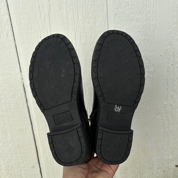 MICHAEL KORS  Black Ankle Boots with Gold Buckle and Side Zipper Girls Size 13 - Picture 11 of 15